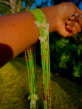 Load image into Gallery viewer, Mariposa Fluorescent Waist bead
